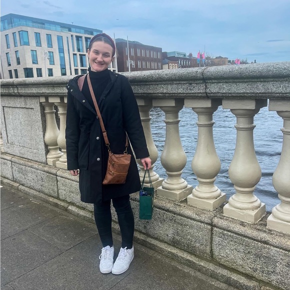 Meet your Posher, Lexie - Picture 3 of 5